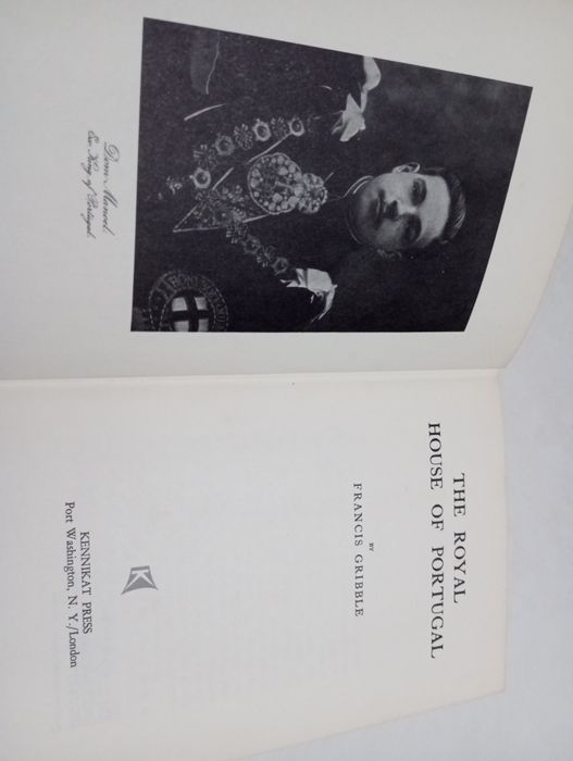Livro "The Royal House of Portugal" 1970