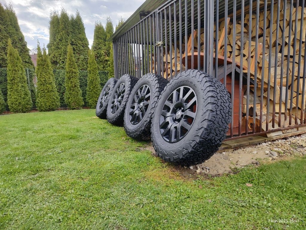 Pathfinder R51 / Navara d40- Kola Felgi 18 / 255 70 r18 / 6x114.3
