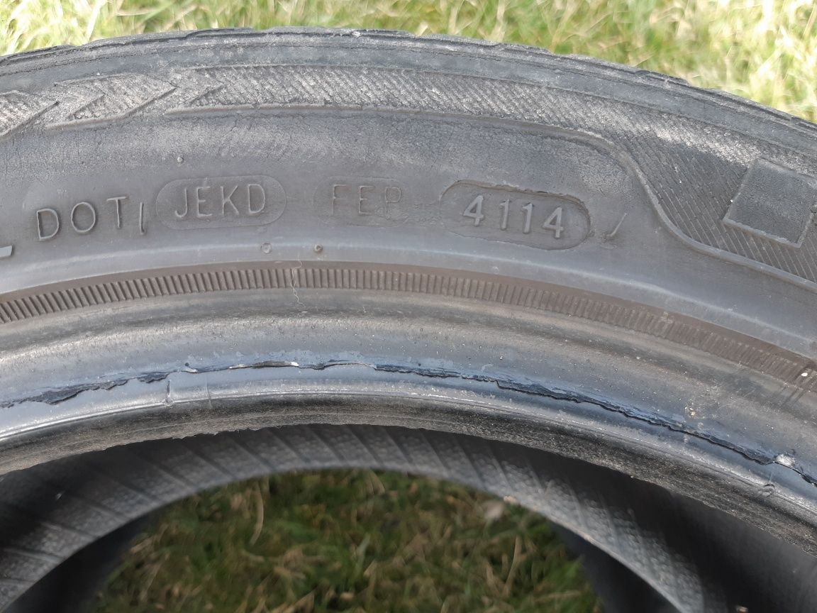 Продам шини Minerva 235/45 R17