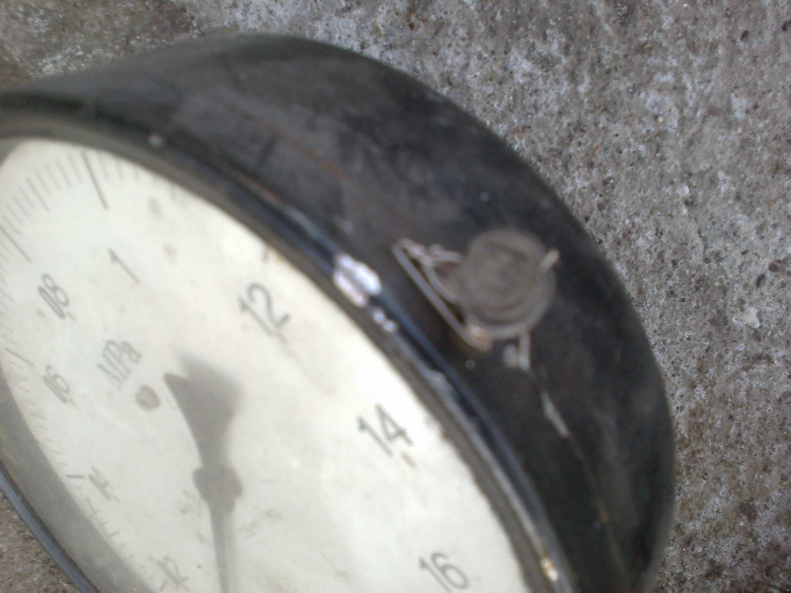 Manometr 1,6 MPa cccp