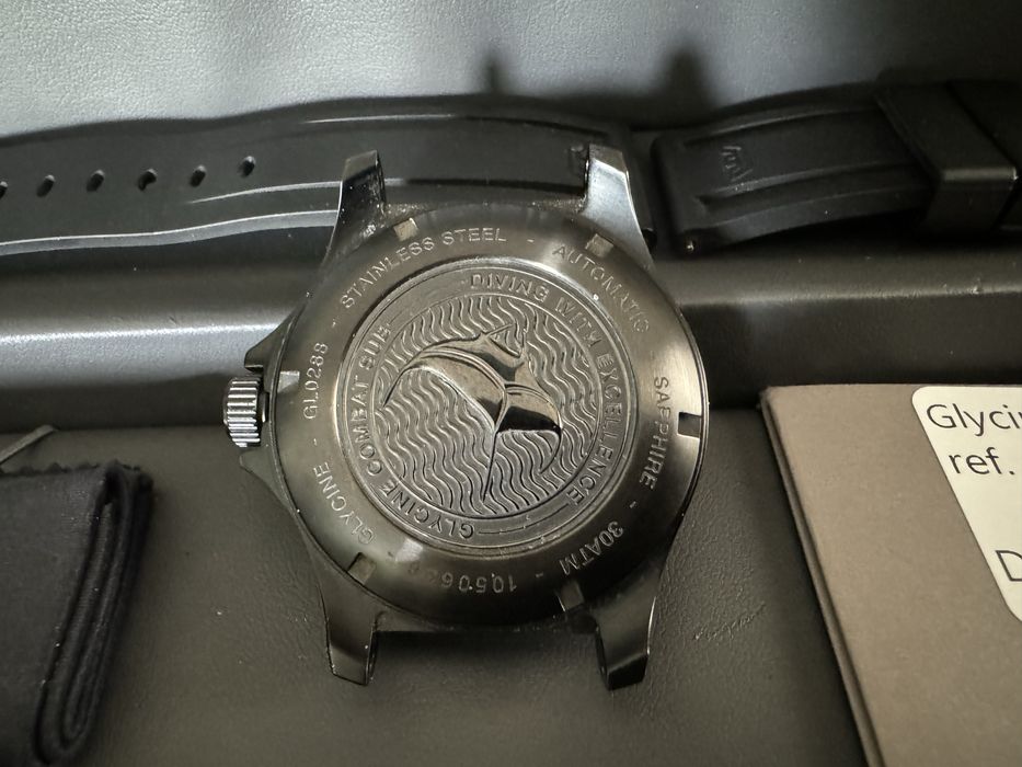 Duży zegarek Glycine Combat SUB 46 GL0288 Jak nowy