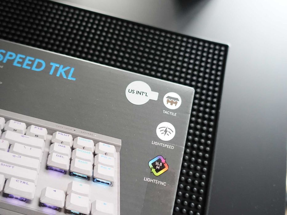Logitech LIGHTSPEED G515 TLK WHITE klawiatura bezprzewodowa do gier
