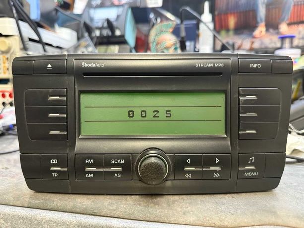 Fabryczne Radio Skoda Octavia II Radio CD