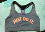 Top  JUST DO IT. NIKE rozmiar S