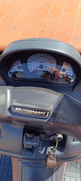Mota Suzuki Burgman 400cc