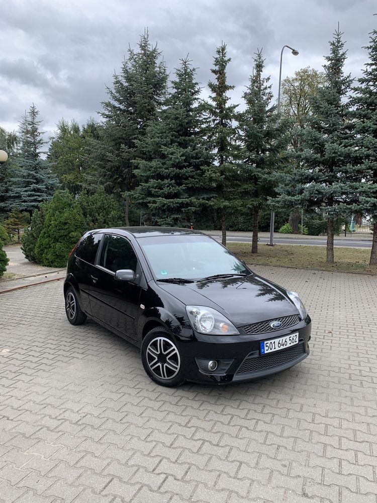 Ford Fiesta mk6  pakiet ST 1.3 Benzyna