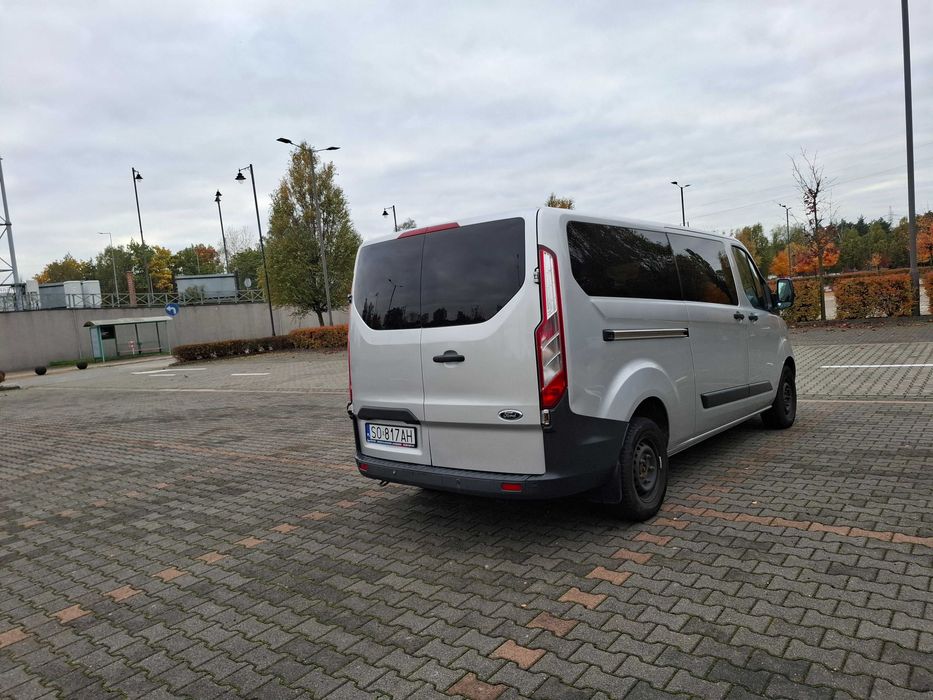 Wynajem Busa 9 osób *** Ford Transit Custom *** Long ***