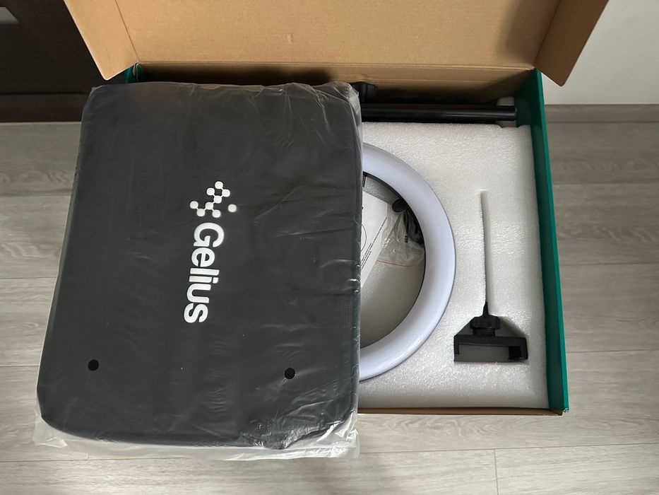 Набір блогера - кільцева лампа Gelius з аксесуарами