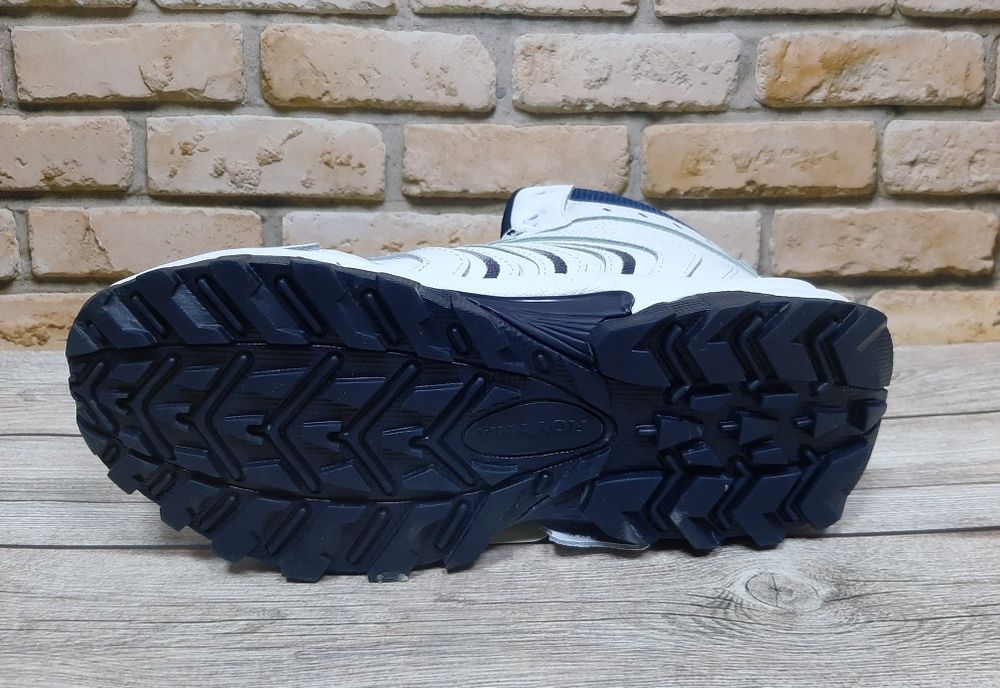 Білі зимові жіночі черевики Royyna 36.37.39p