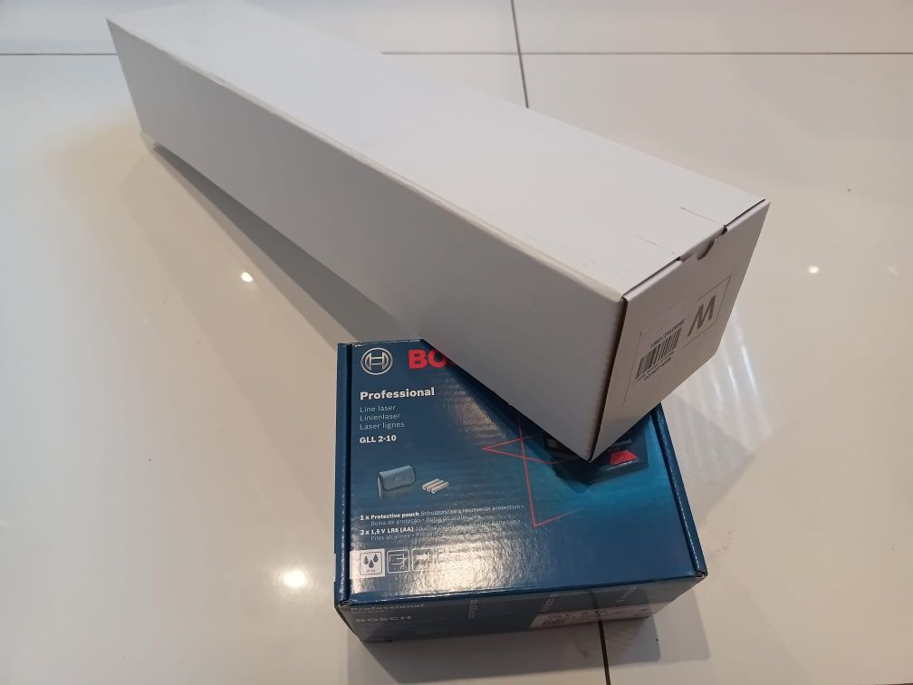 LASER Krzyżowy GLL 2-10 BOSCH + Statyw