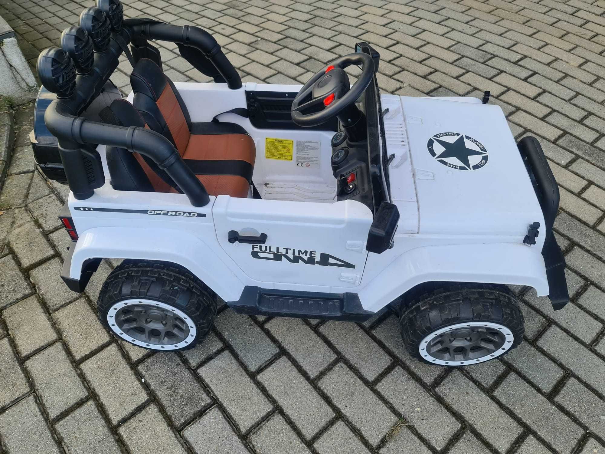 Auto elektryczne Jeep dla dziecka