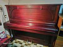 Piano vertical para restauro ou decoração
