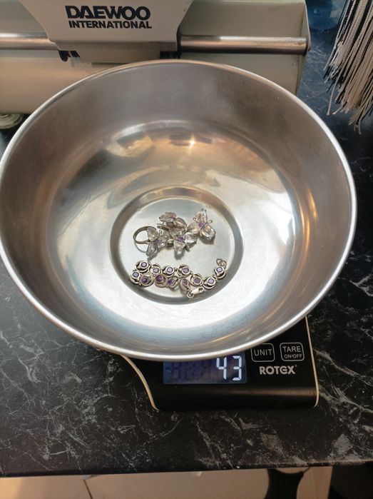 Продам серебряный набор 925 проба  43 гр.