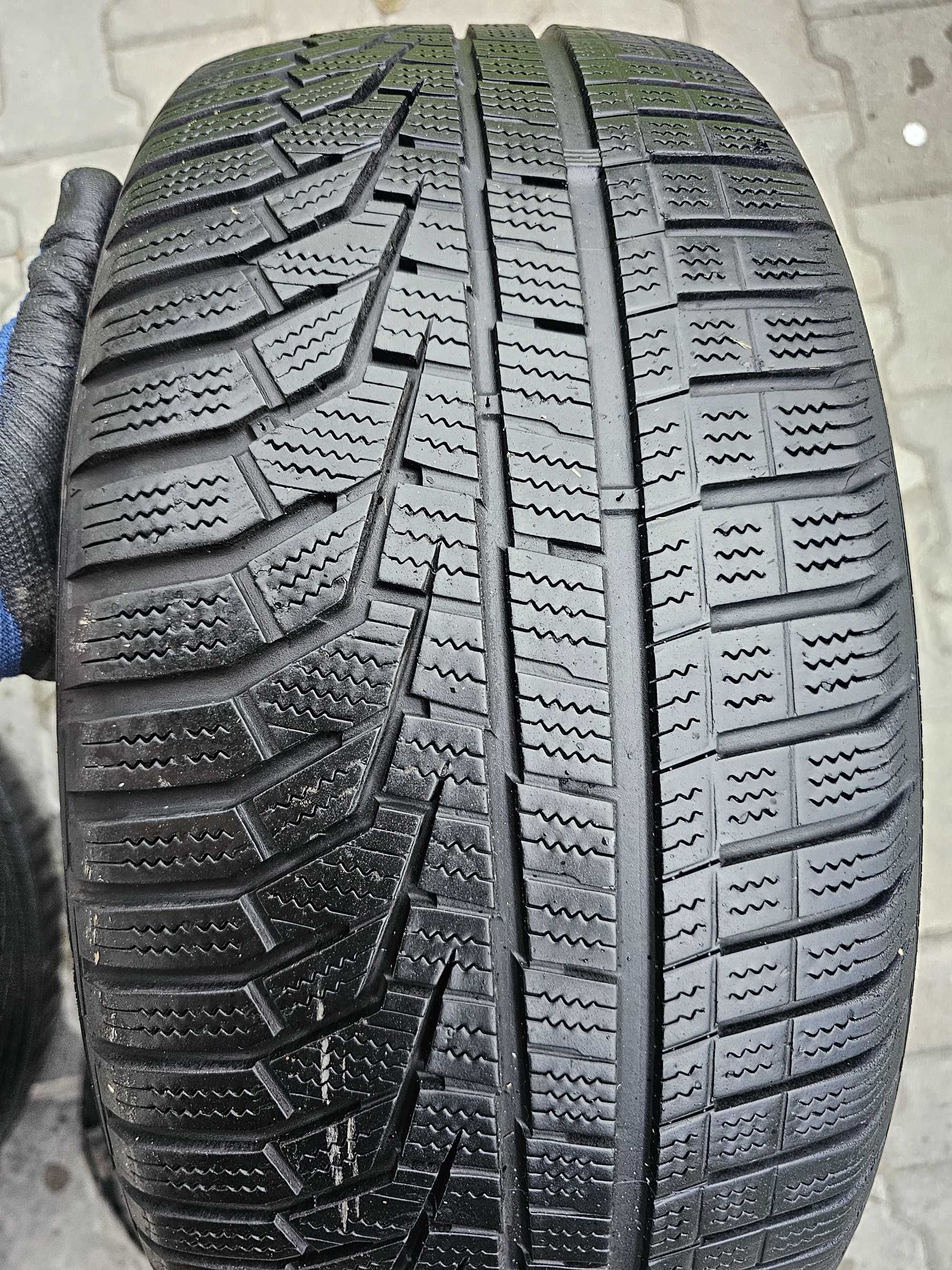 Zima Hankook 215/50 R17 5.5mm
