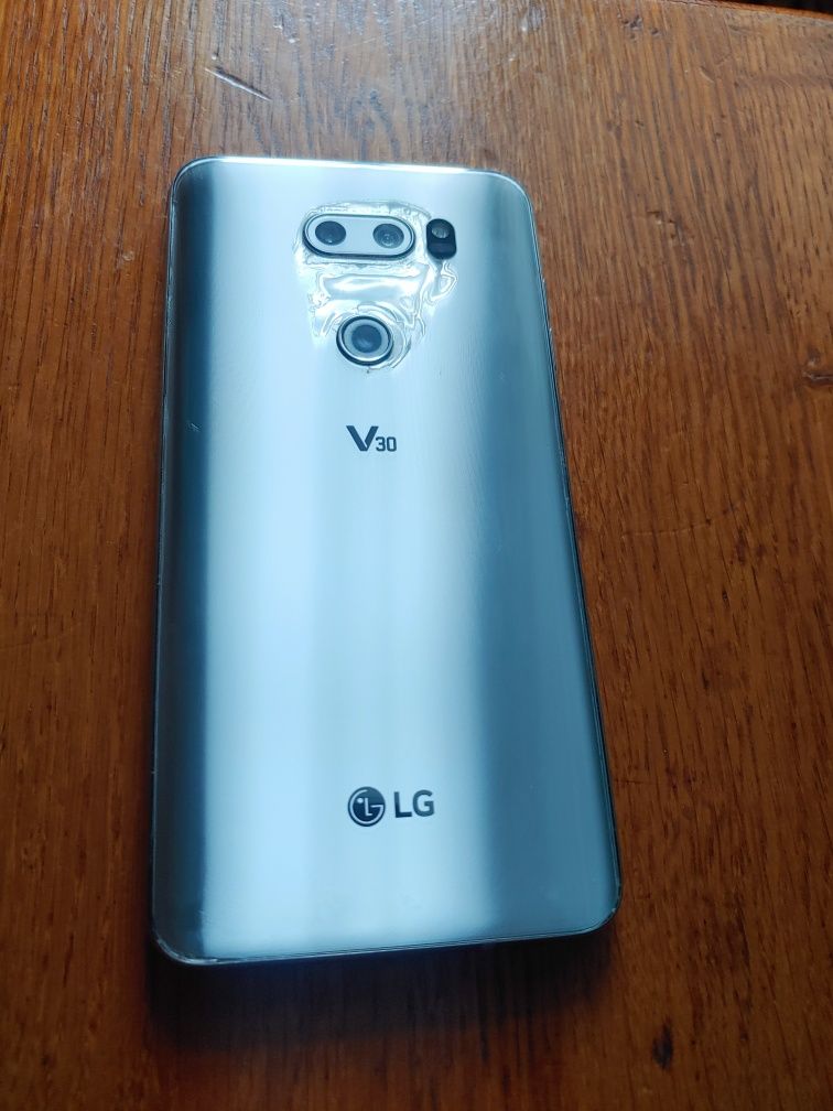Смартфон LG V30 4/64 Гб