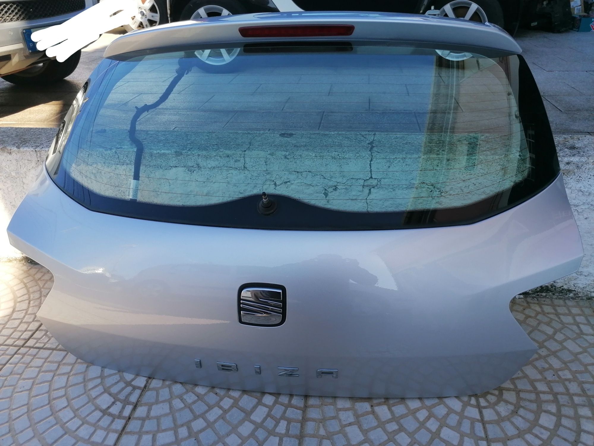 Tampa da mala para Seat Ibiza IV (6J) de 2008 a 2018 de 3 portas