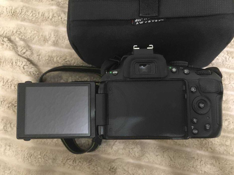 Nikon D5100 + об'єктив 18-105mm