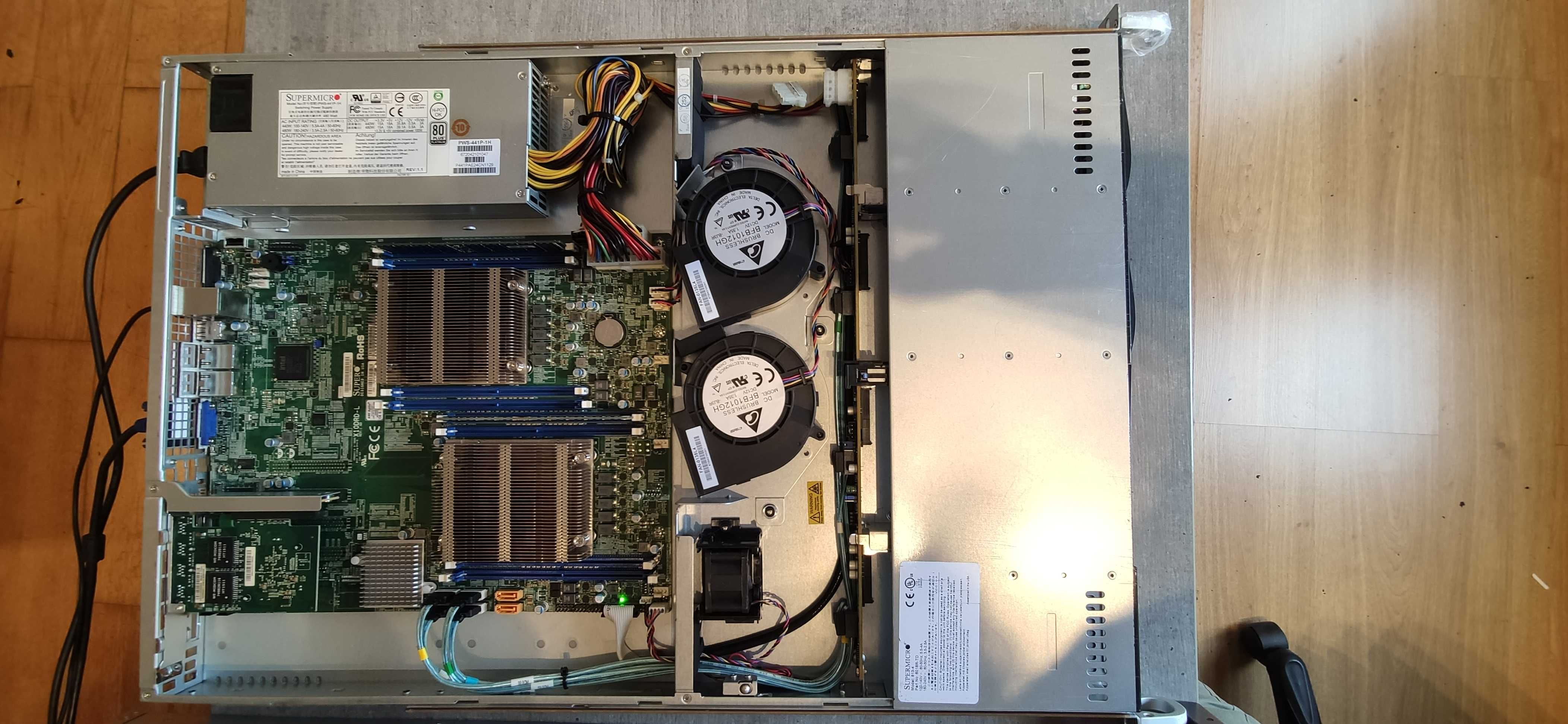 Servidor SUPERMICRO CSE-813, MB X10DRD-L, 64GB,  2 Xeons E5-2623 V3