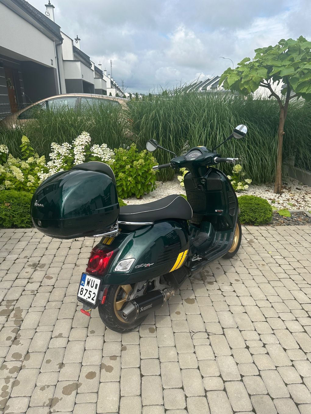 Vespa GTS Vespa GTS 125 Pierwszy właściciel Salon Polska