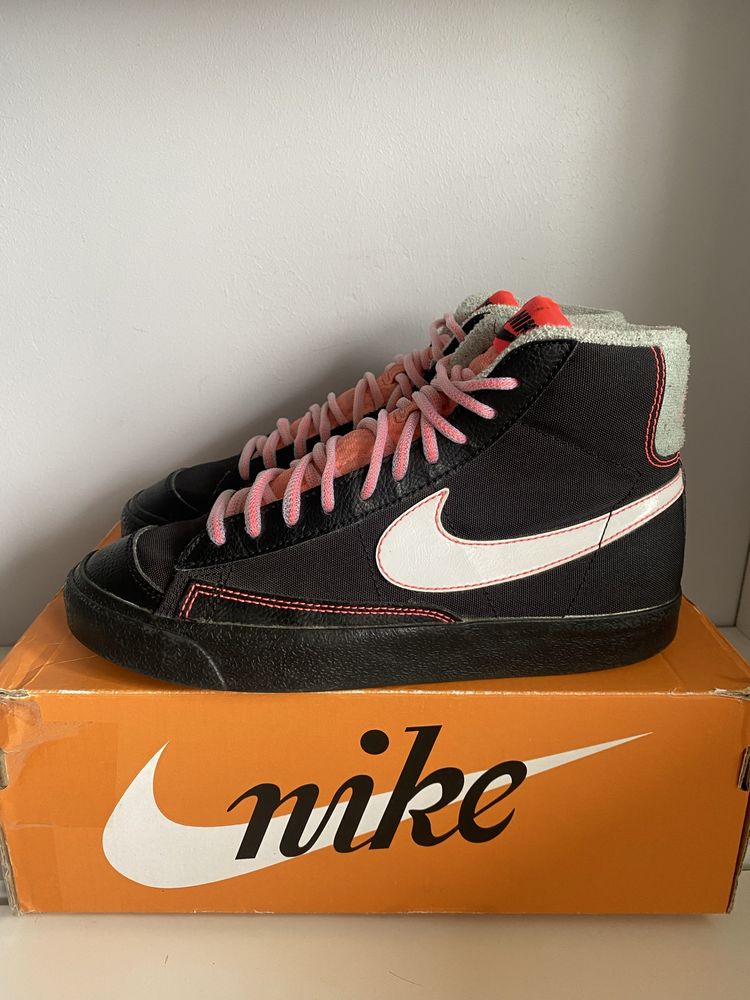 NIKE BLAZER Mid "77 Black Atomic Pink (GS)
