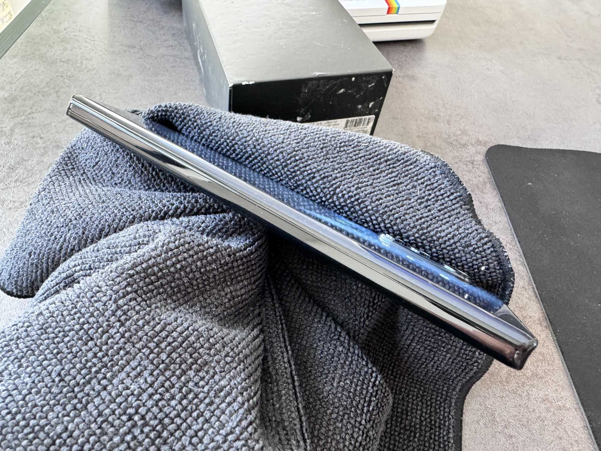 Motorola Edge Plus 5G 12/256GB (XT2061-3) Thunder Grey (з Європи!)
