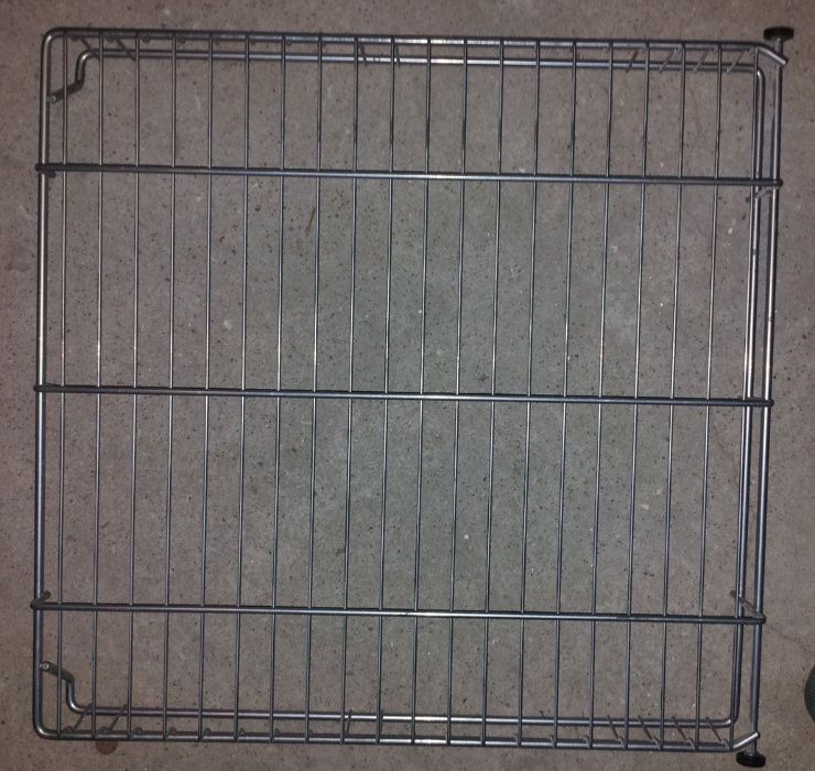 Grade com rolamentos para amário de cozinha de 60x60cm (IKEA)