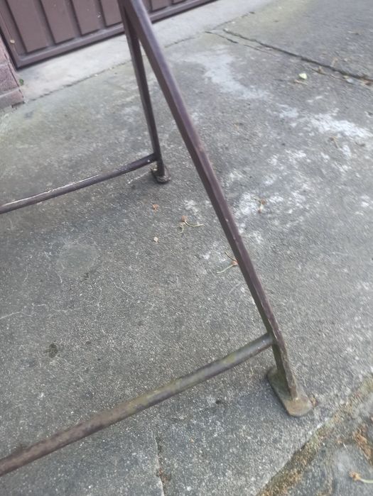 Metalowe nogi koziołki pod blat