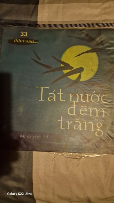 Płyta gramofon Wietnam.