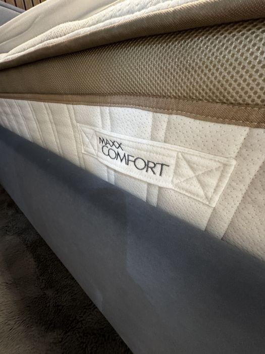 НОВЕ! Продам двоспальне велюрове ліжко + матрац Maxx Comfort + перина