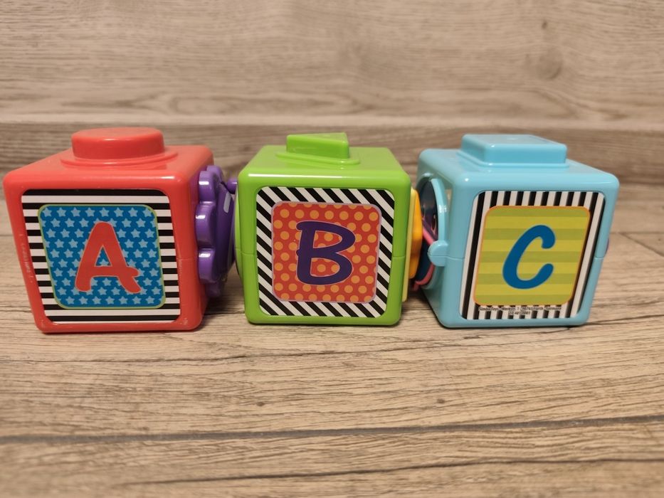 Ігровий набір Fisher-Price Кубики що рухаються