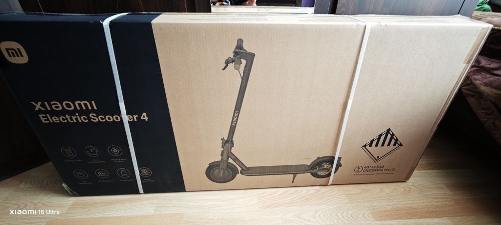 Hulajnoga elektryczna Xiaomi Electic Scooter 4