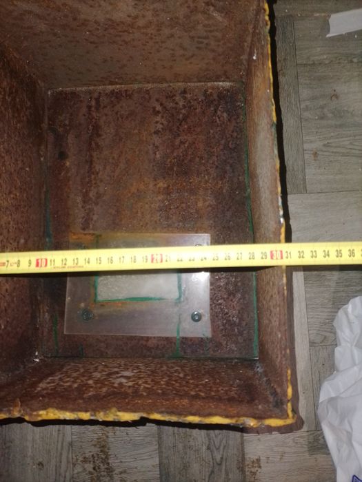 Металевий ящик для лічильника то