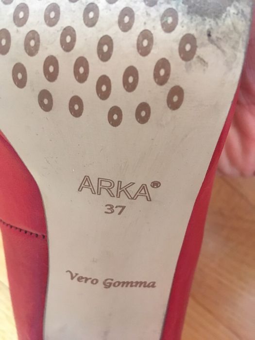 czerwone szpilki, czółenka roz. 37