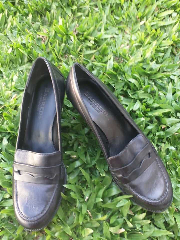 Vendo Sapatos 38 pretos pele Senhora "Aerosoles" - portes grátis