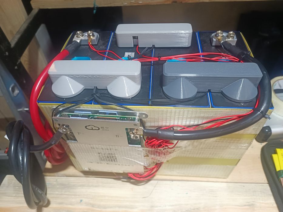 Аккумуляторна збірка 12v 280ah Eve LiFePo4 3.2V 280AH