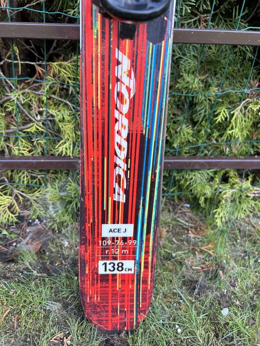 Narty Nordica z wiązaniami 138 cm