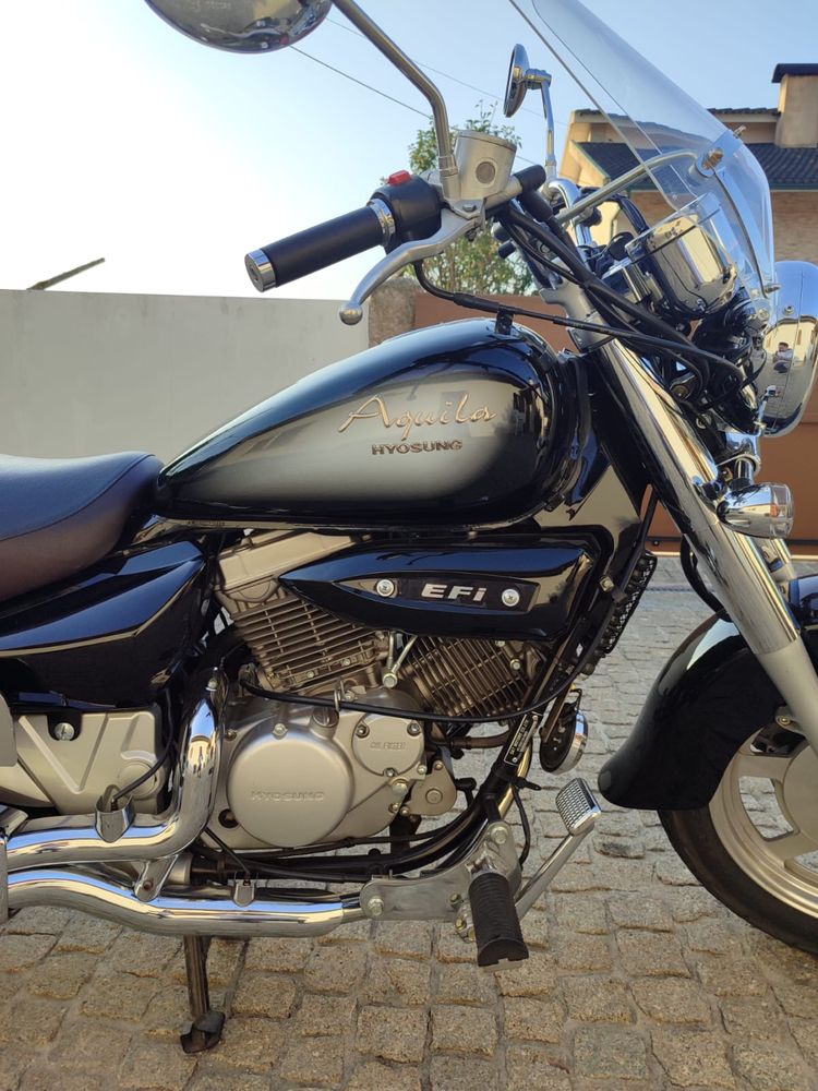 Hyosung Aquila 250