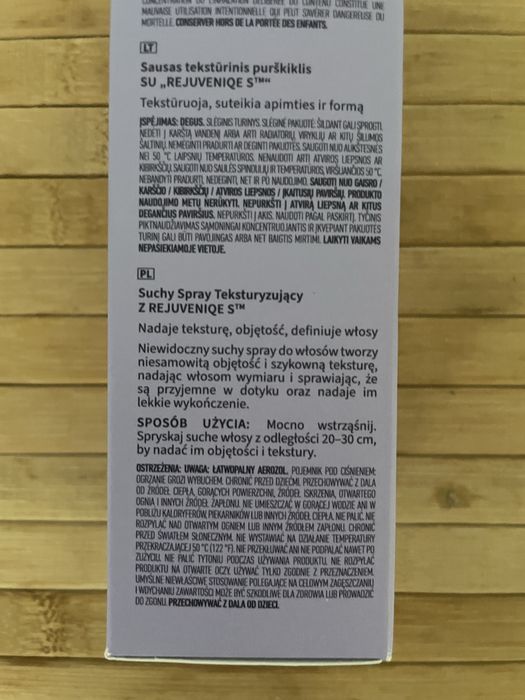 Suchy Spray Teksturyzujący Włosy firmy Monat