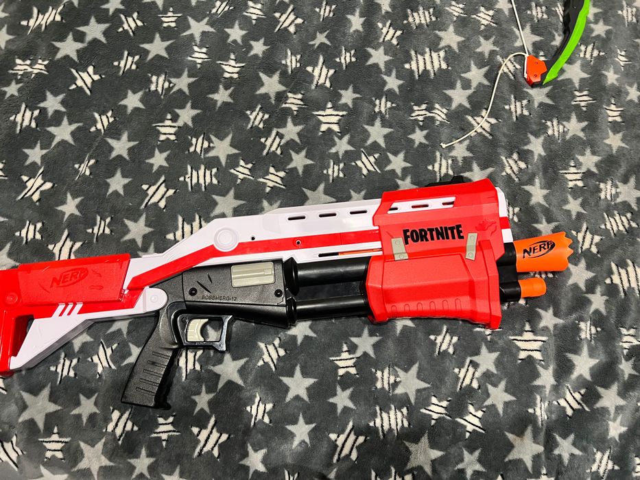 Продам Nerf дробовик форнтнай