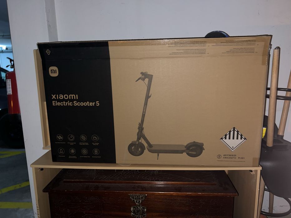 Xiaomi 5 electric scooter
