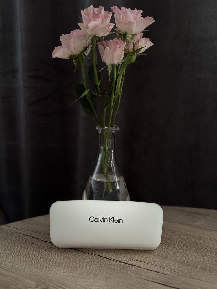 Окуляри Calvin Klein
