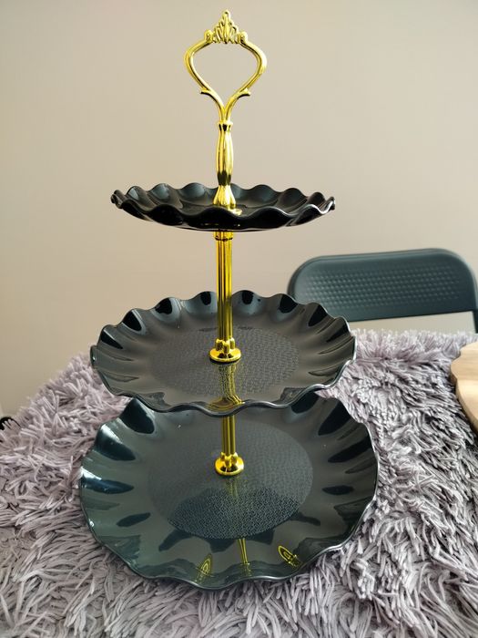 Patera 3 poziomowa czarna plastikowa