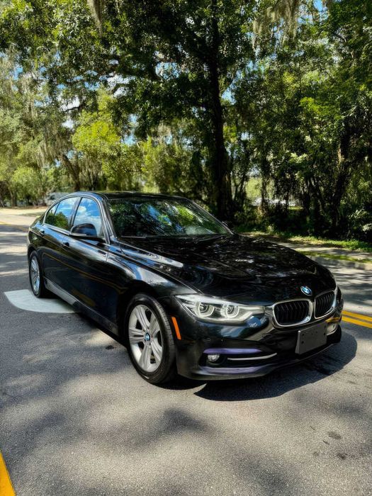 BMW 3 Series 330i xDrive      2017