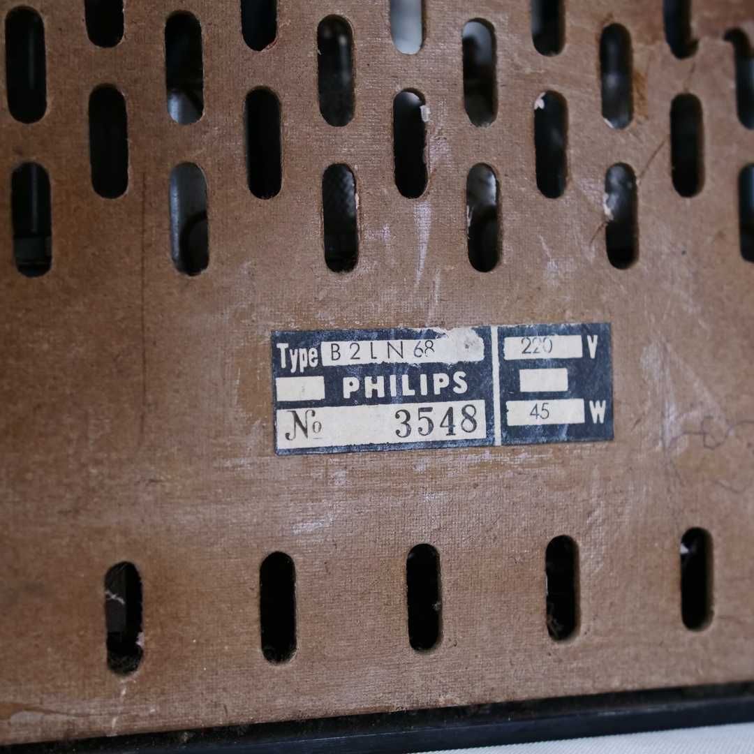 Rádio Philips B2 LN68 (antigo, anos 50)
