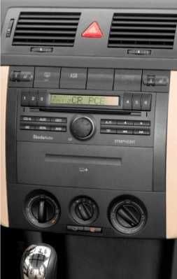 Автомагнитола с кодом и ПОЛКА Skoda на Фабия 1  и маг группы ВАГ