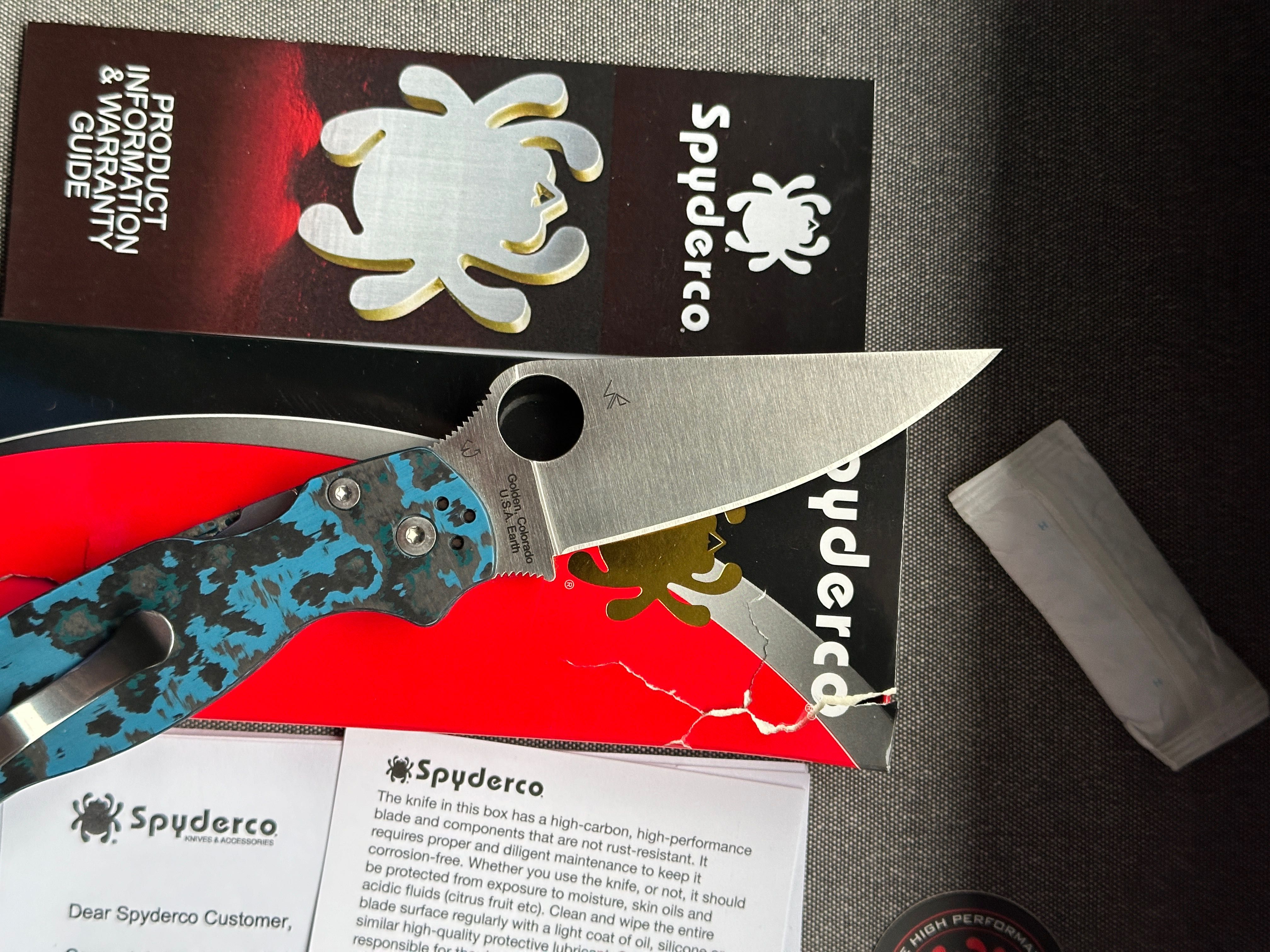 Nowy nóż Spyderco Para military 2 Arctic