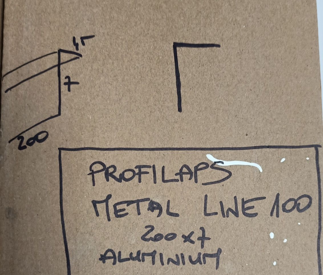 Listwa cokołowa Profilaps Metal Line 100 alumniowa 200x7x1,5cm