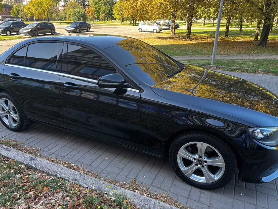 Mercedes-Benz E-Class 2017