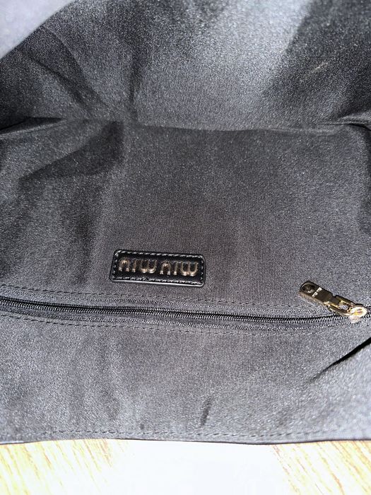 Сумка тоут Miu Miu