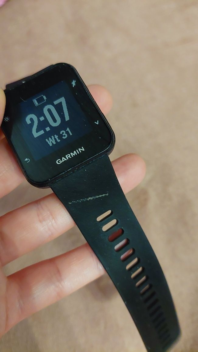 Zegarek Garmin Forerunner 30 HR GPS